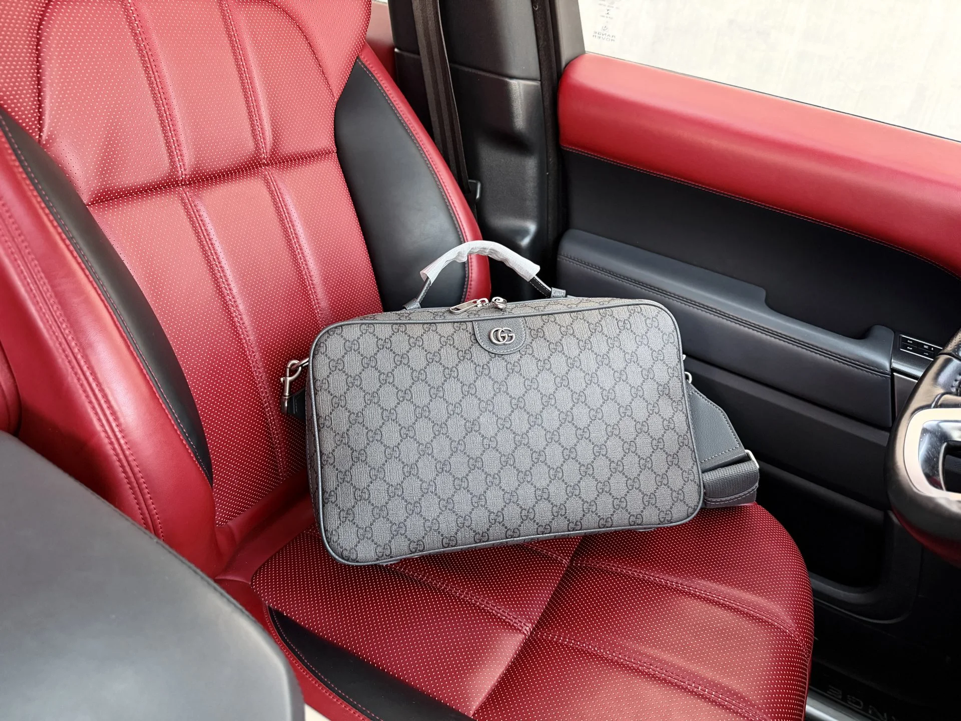 Gucci Bag — f7df6329