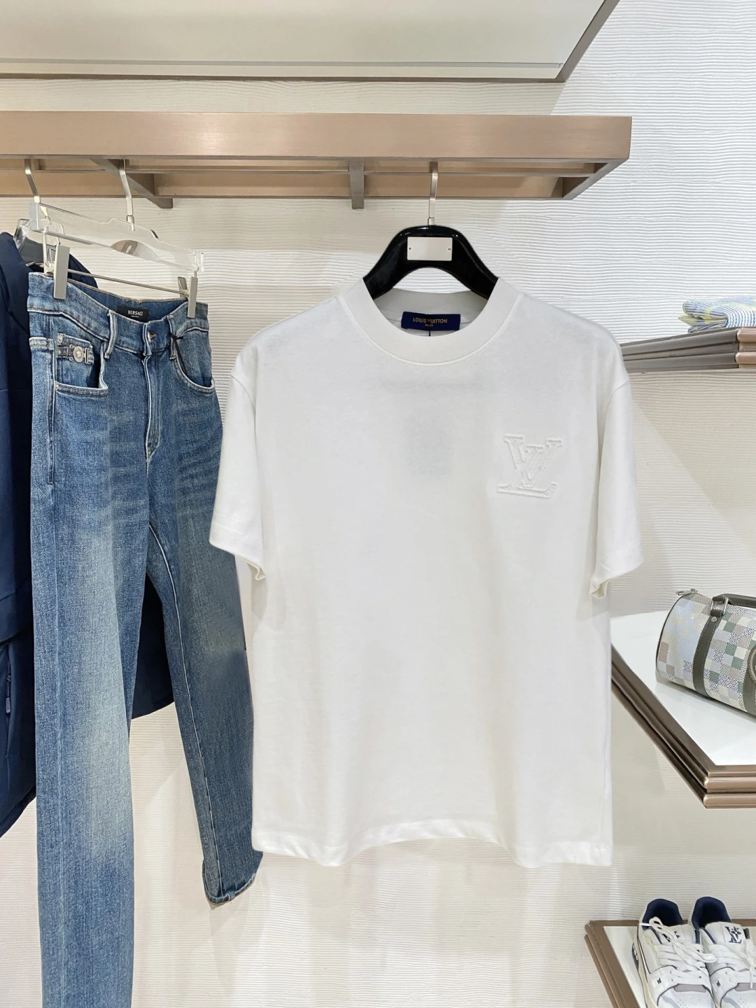 Louis Vuitton T-Shirt — 3450a005