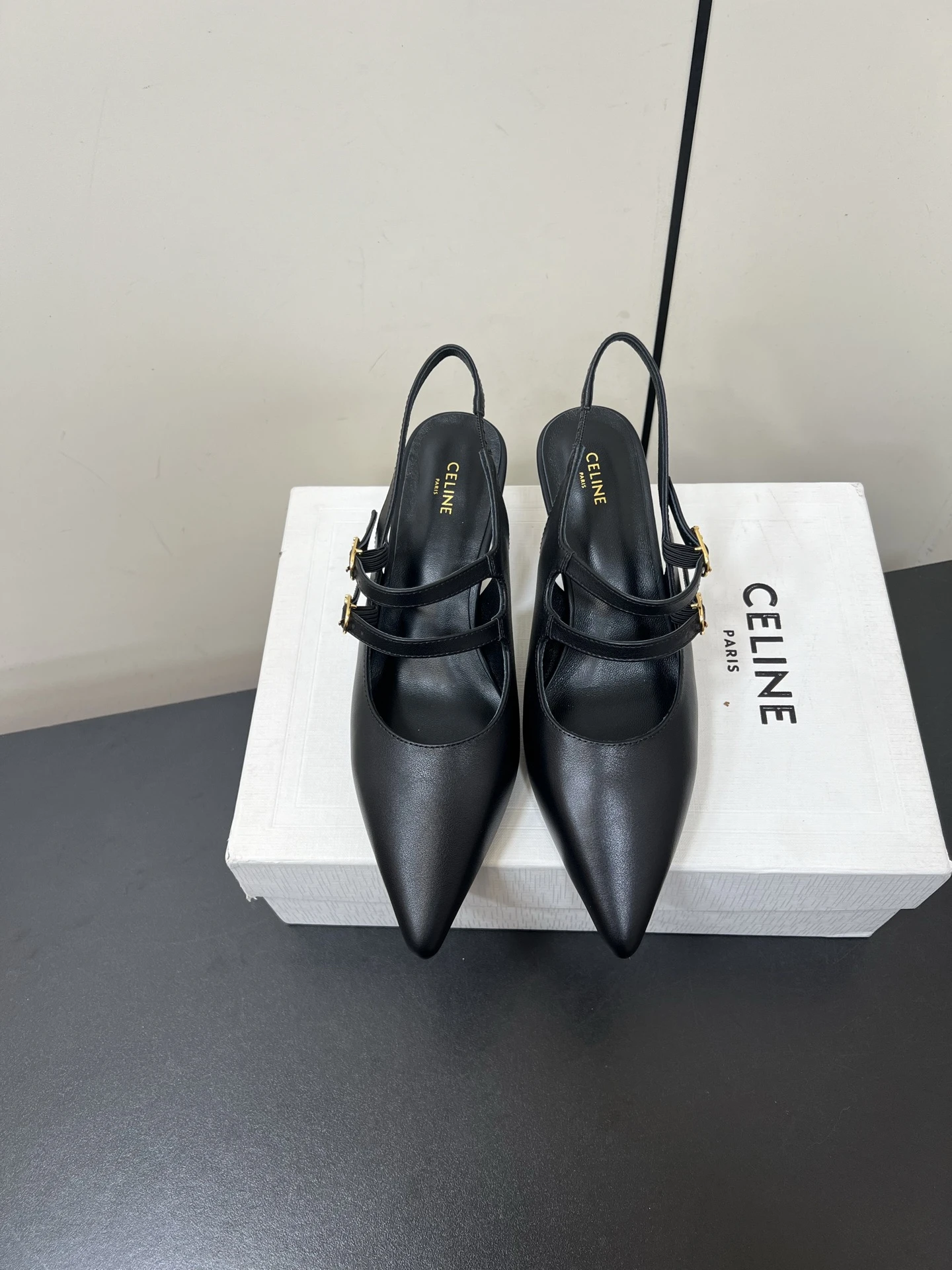 Celine Sandals — 8ae805da
