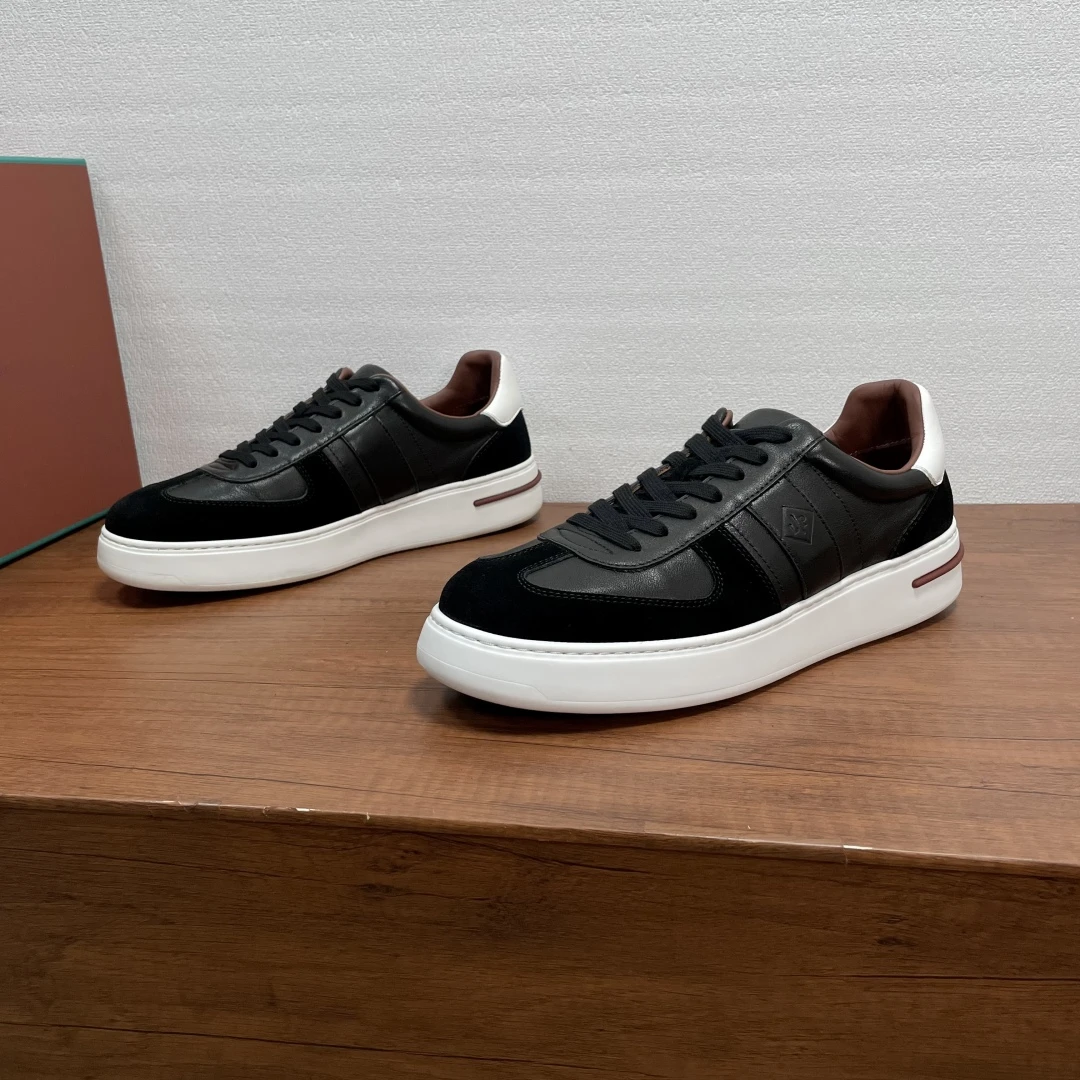 Loro Piana Sneakers — ce91f43f