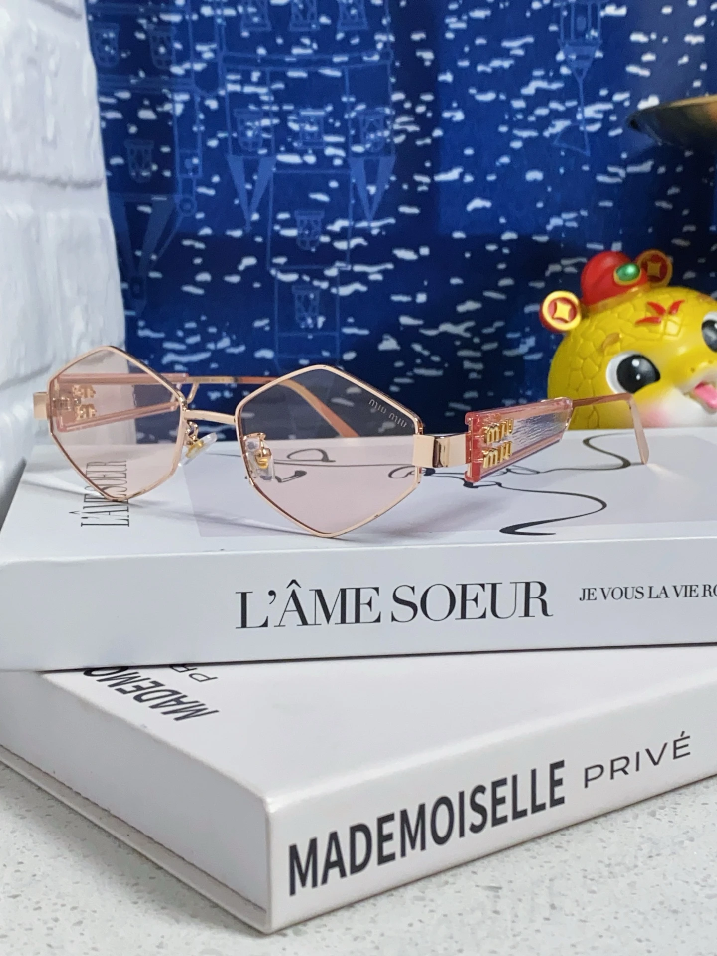 Miu Miu Eyewear — 31497be1