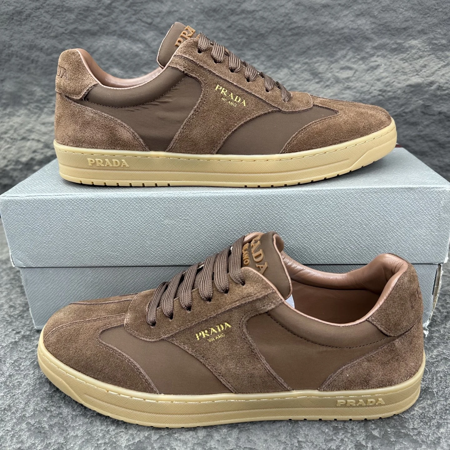 Prada Sneakers — 90361116