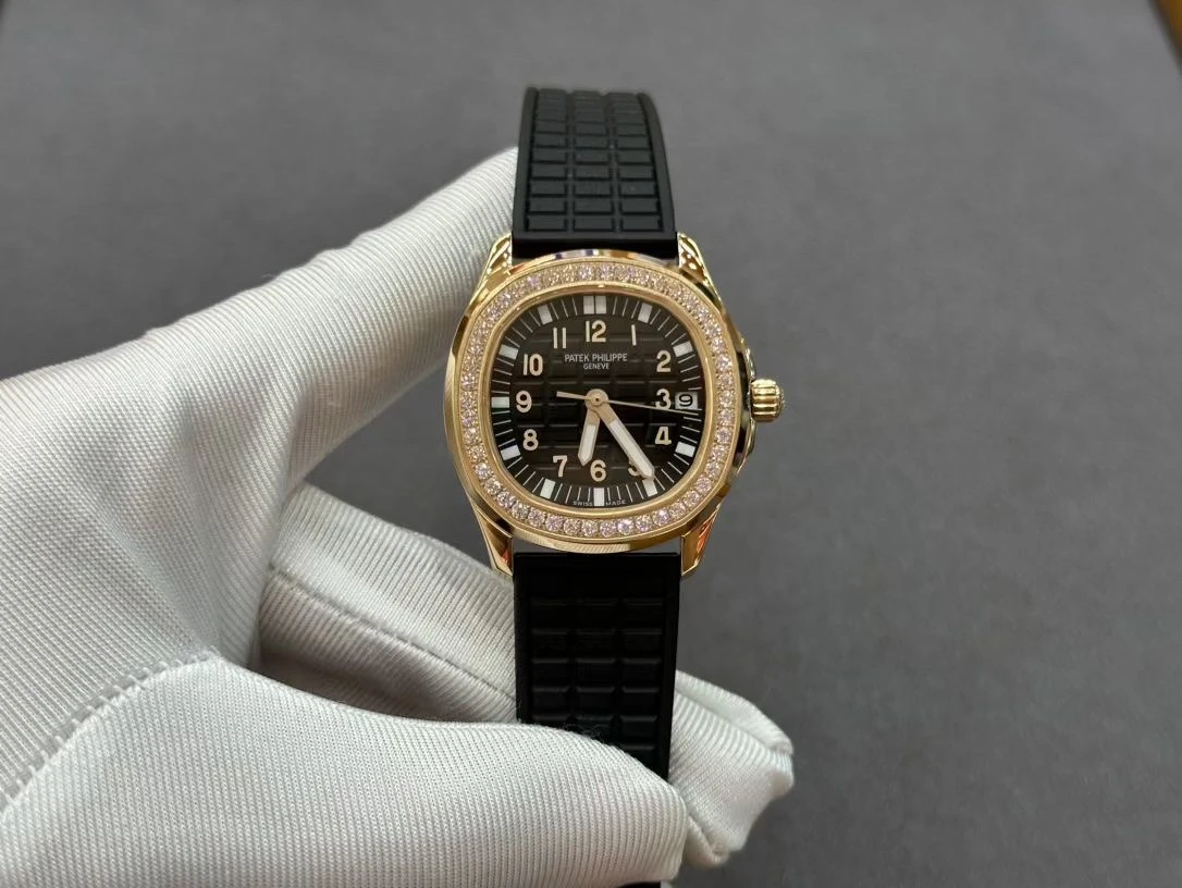 Patek Philippe Watch — 4efdaafd