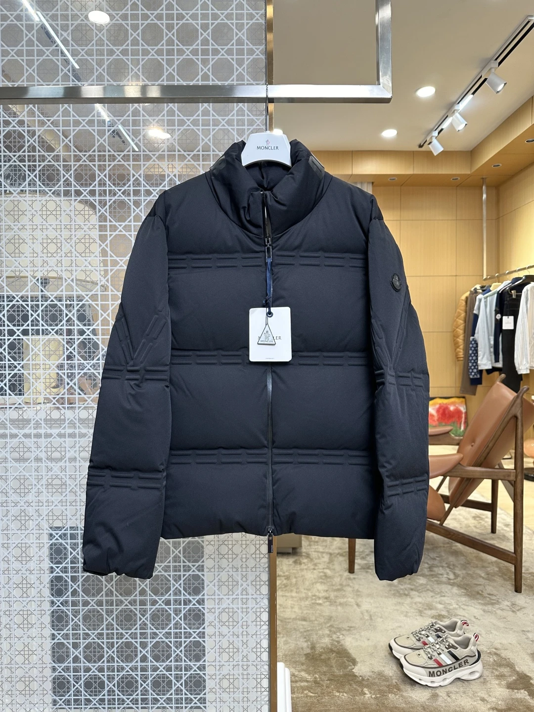 Moncler Down Jacket — 8f9e88b4