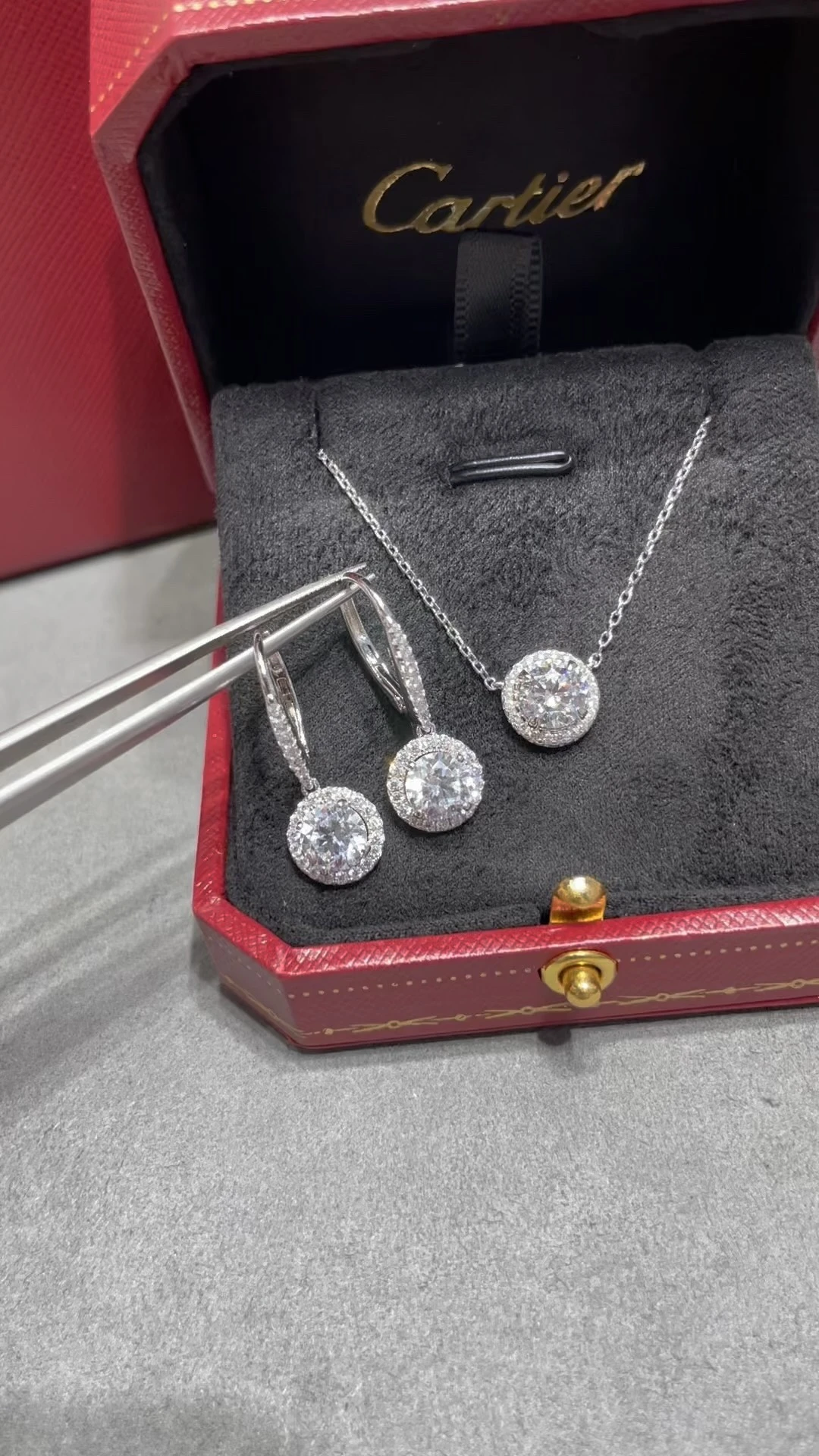 Cartier Jewellery — dda494b0