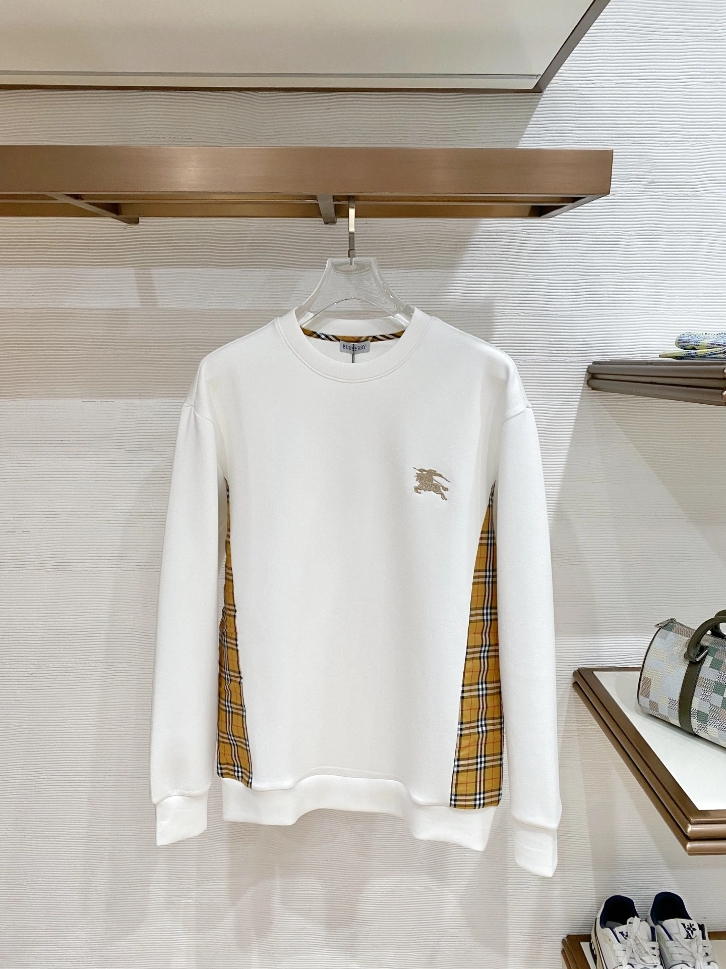 Burberry Sweatshirts — d88f6d58