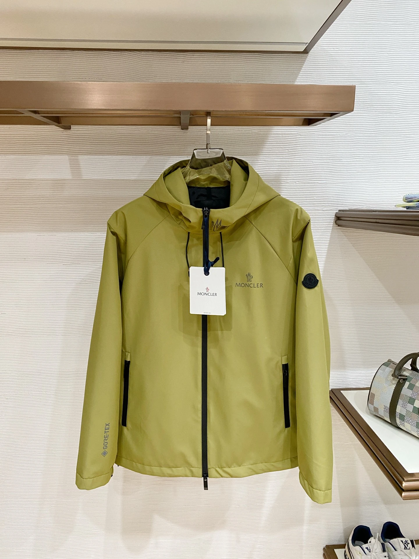 Moncler Jackets — 45237710