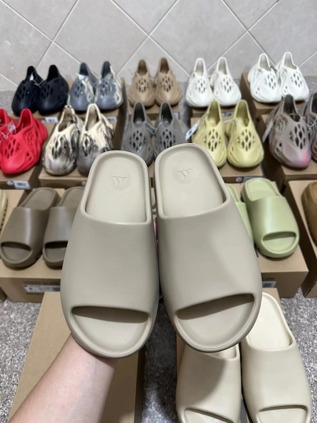 Adidas Slippers — 27cadab8