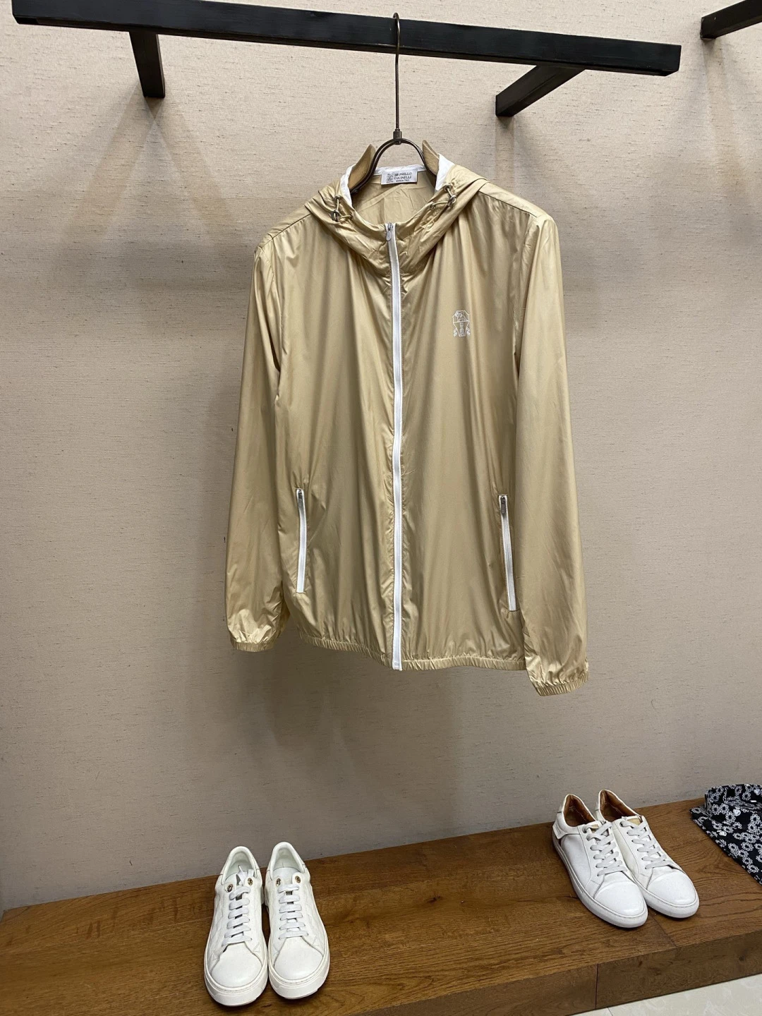 Jackets — e223778e