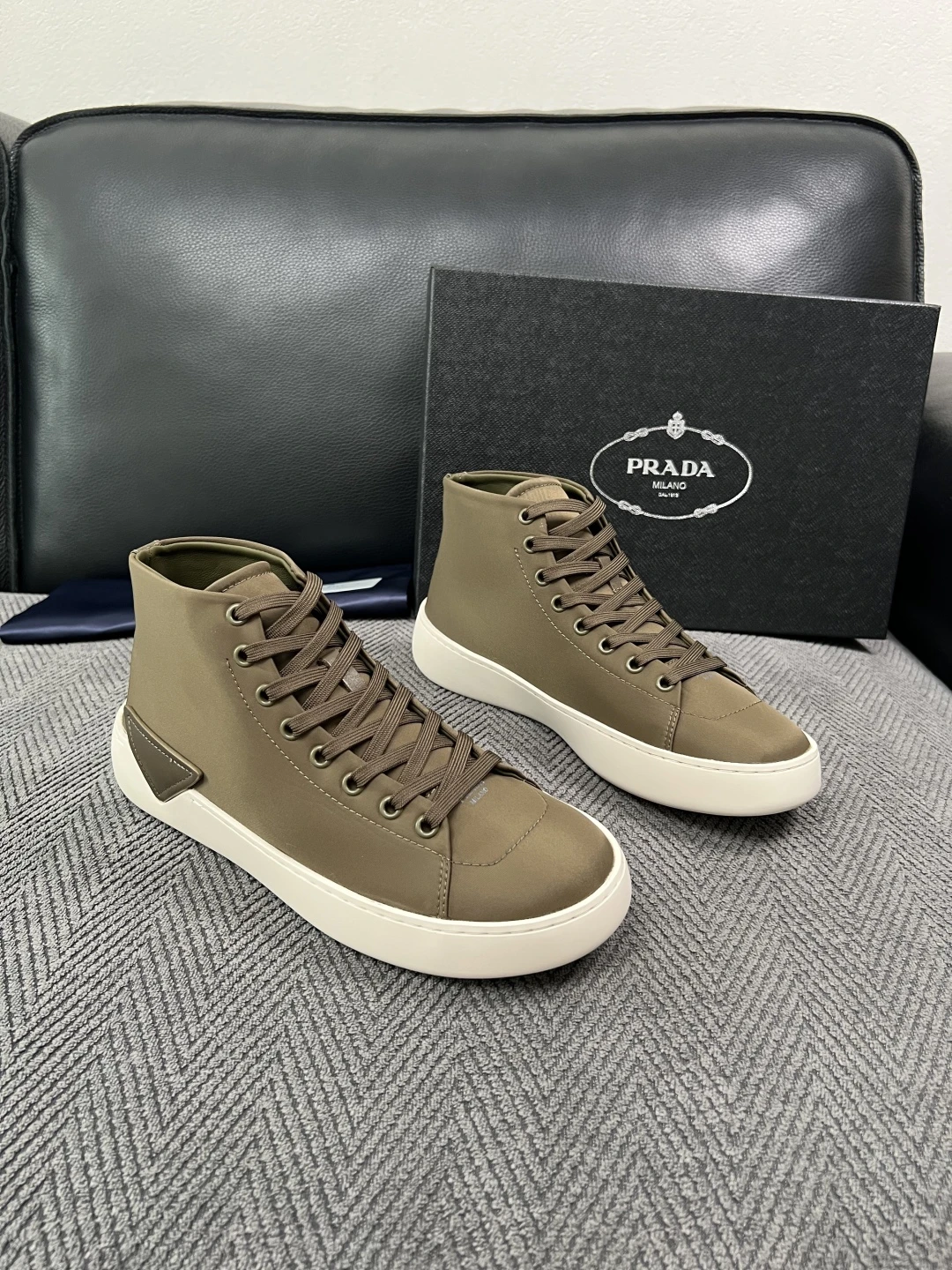 Prada Boots — b7cf4b70