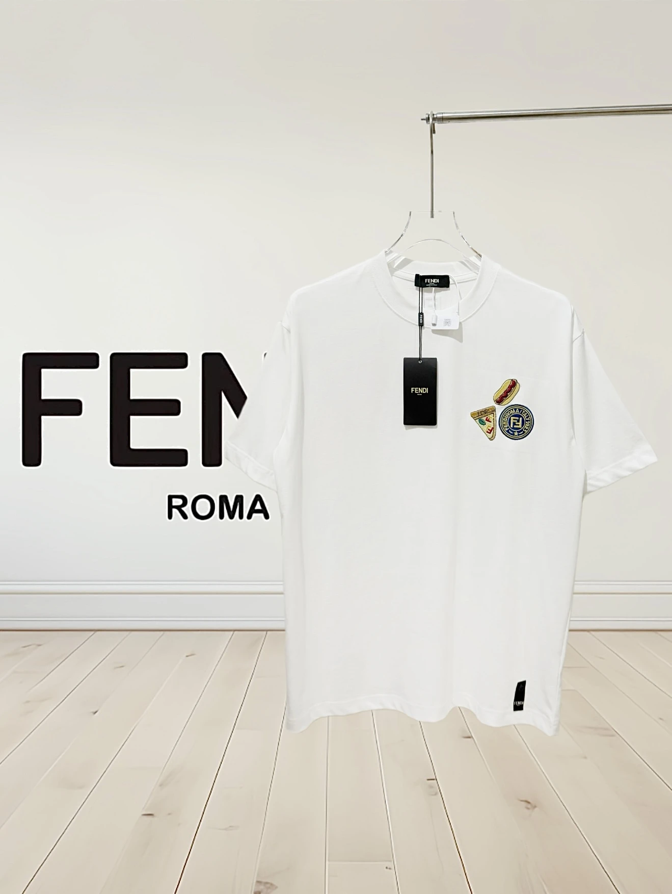 Fendi T-Shirt — 0ec0f497