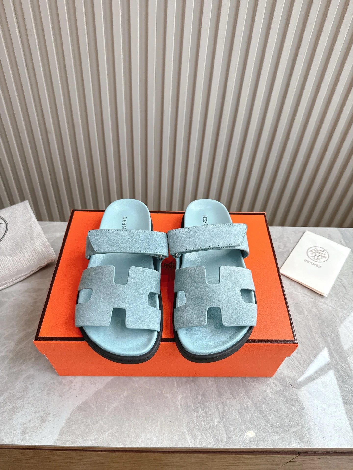 Hermès Slippers — b5e7c3ed