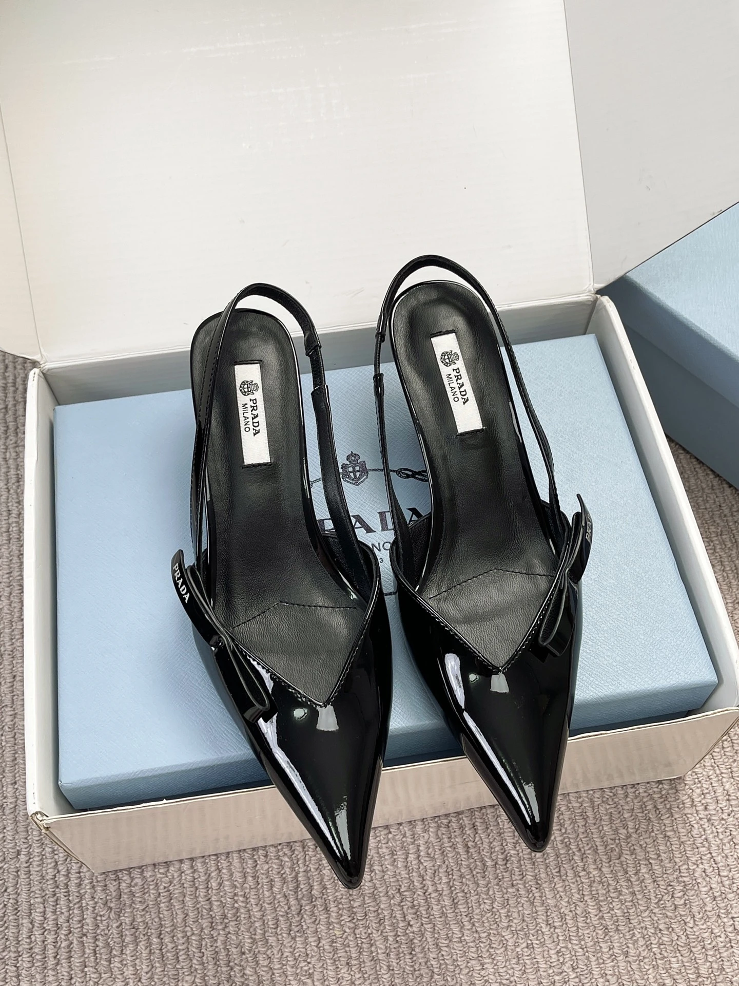 Prada Shoes — 519907ad
