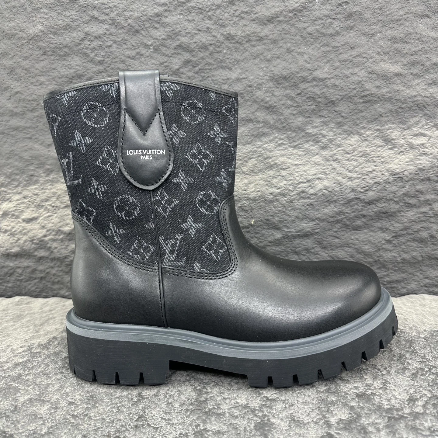 Louis Vuitton Boots — e5ef40a1