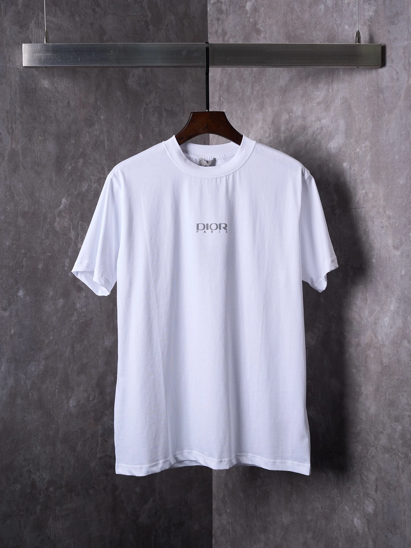 Dior T-Shirt — a5555360