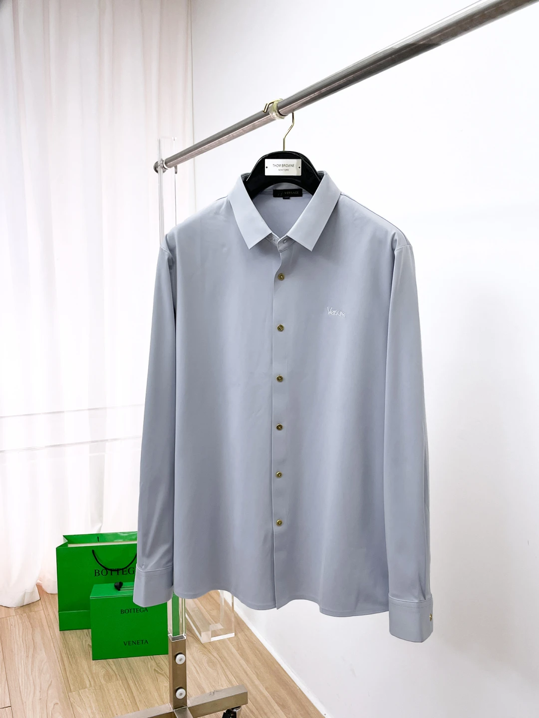 Versace Shirts — e7a631d6