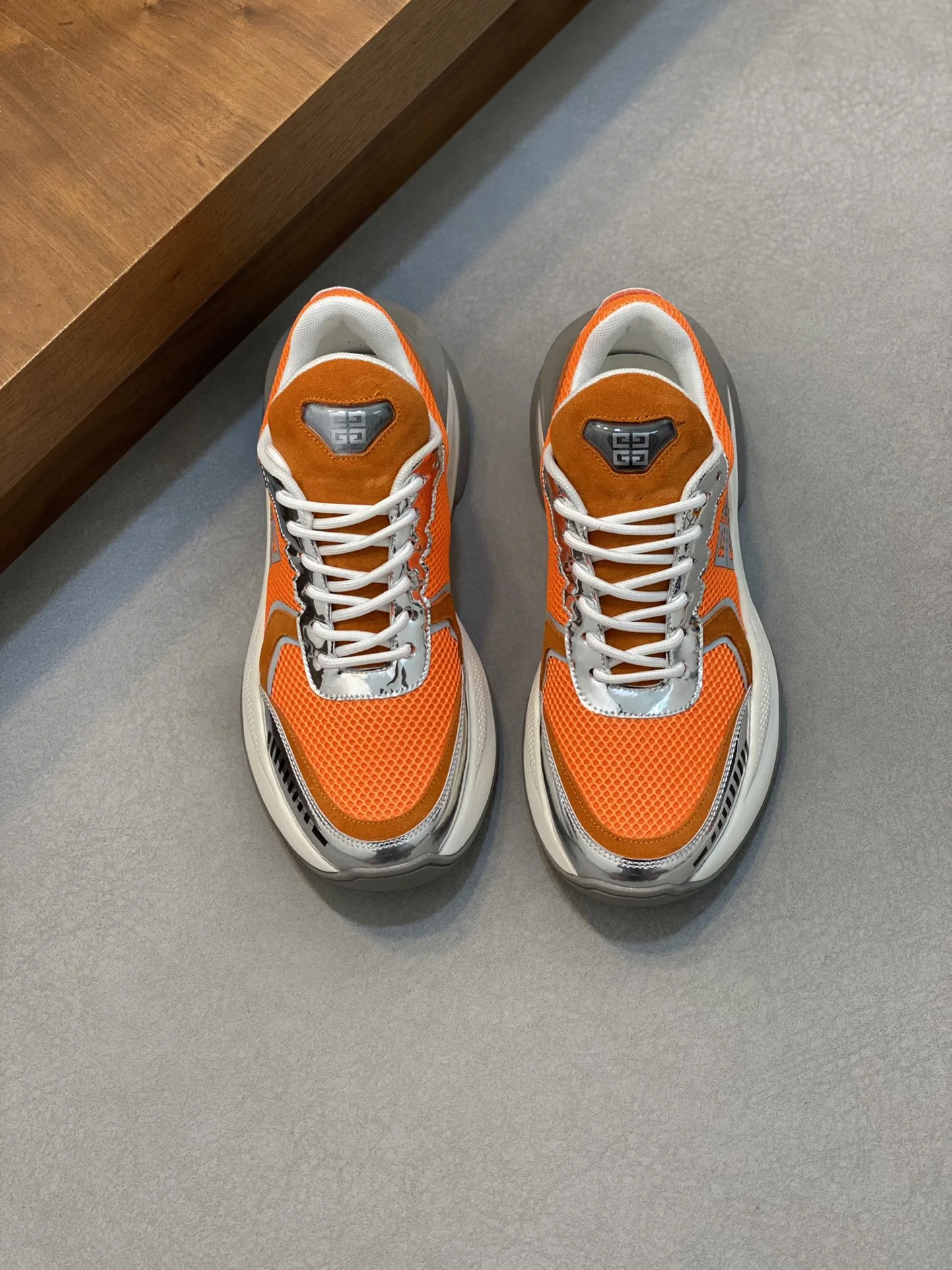 Givenchy Sneakers — 6b997801