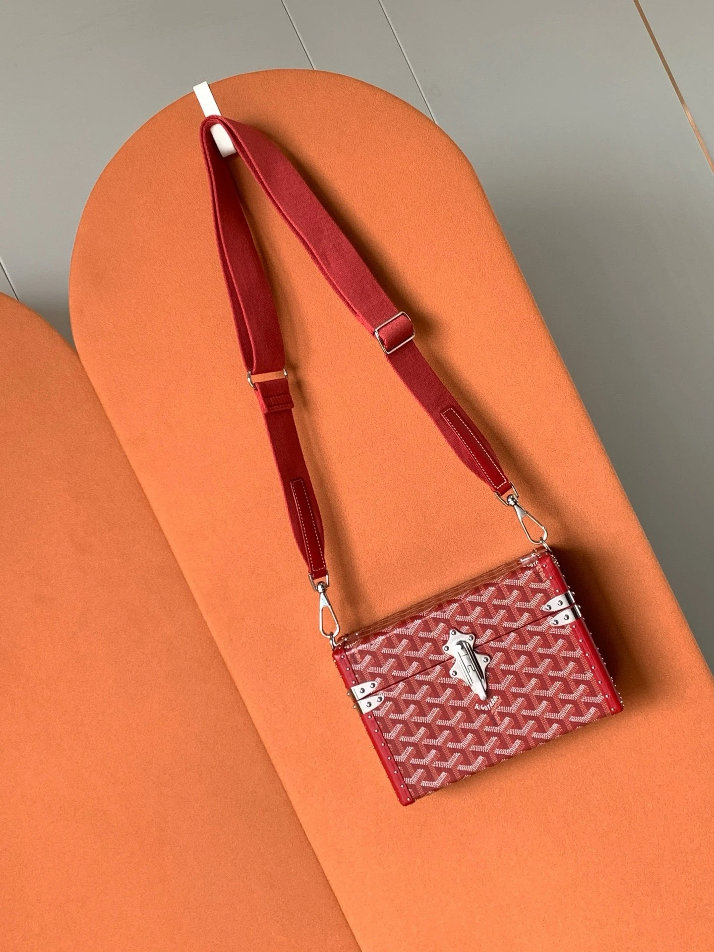 Goyard Crossbody Bags — 22c988d2