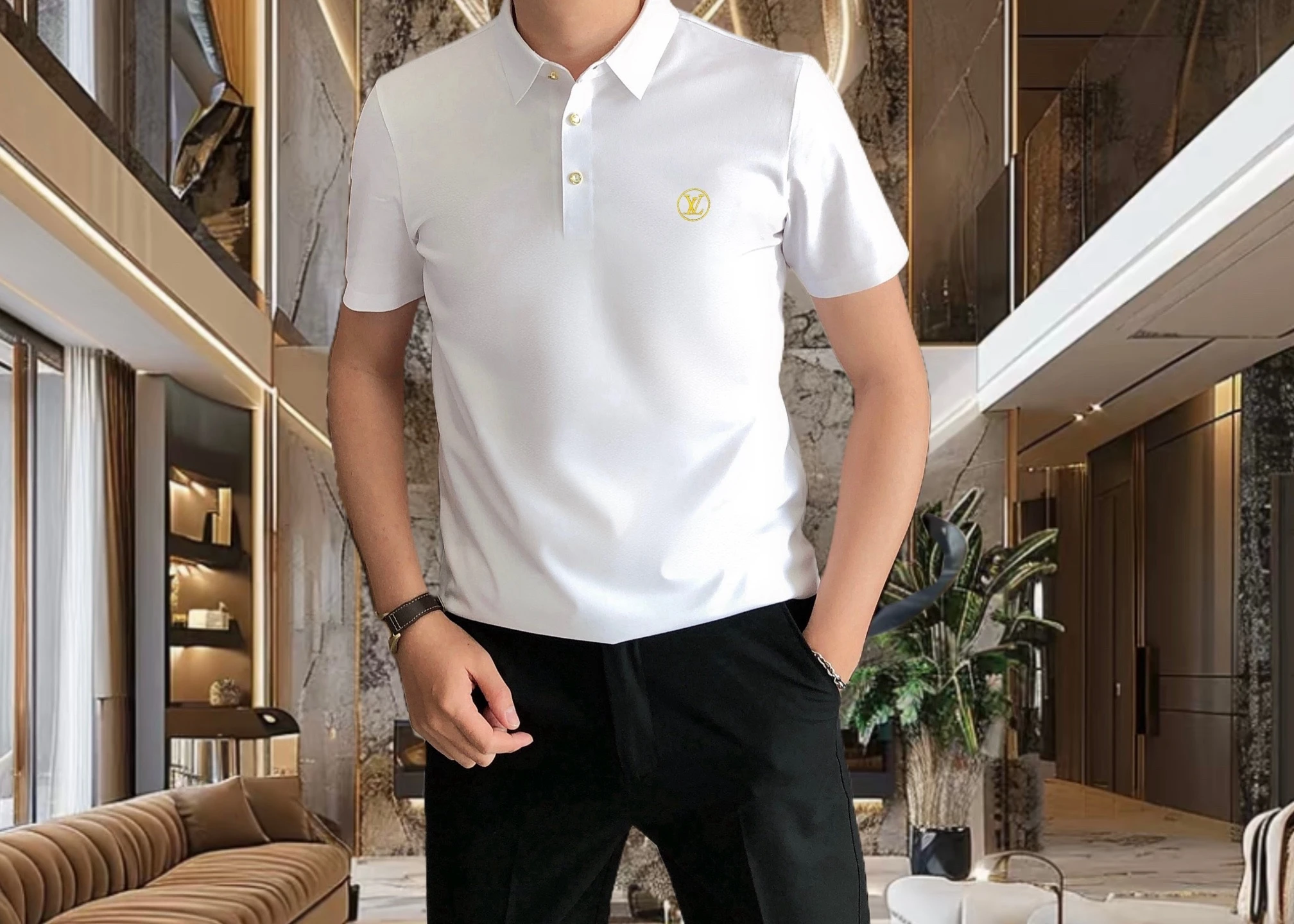 Louis Vuitton T-Shirt — 2b0123d5