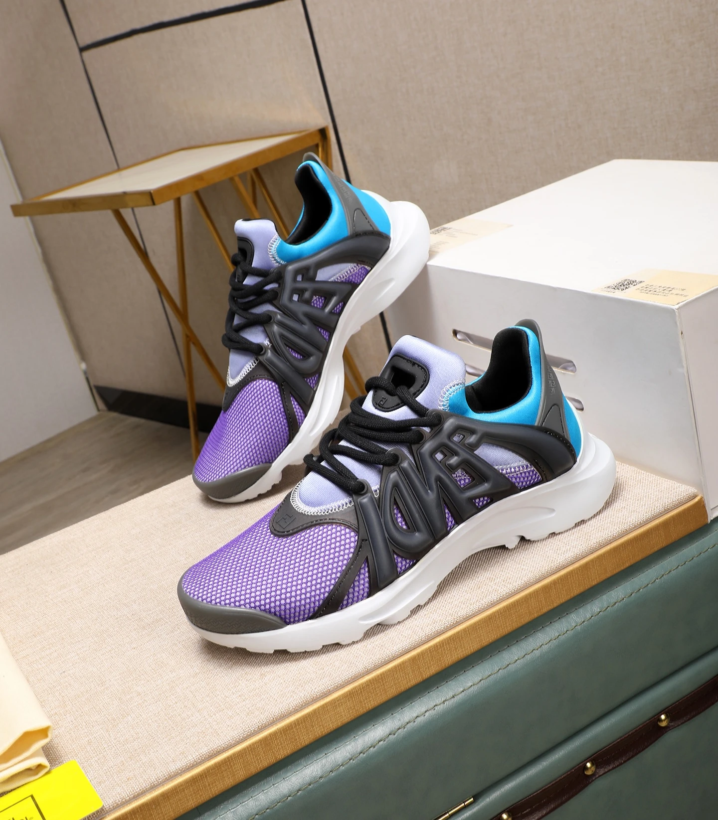 Fendi Sneakers — f78f802f