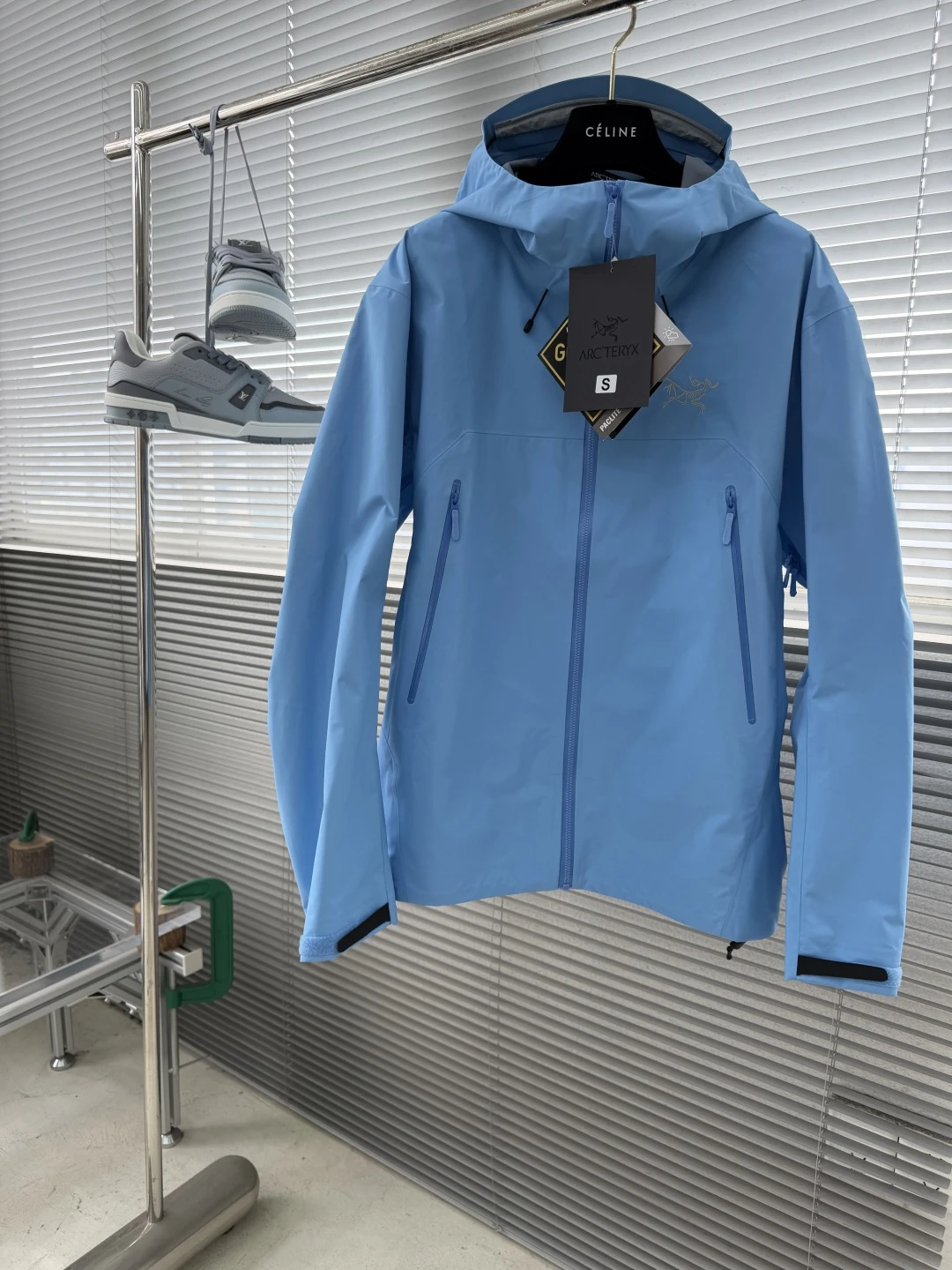 Jackets — 74b5f1b1