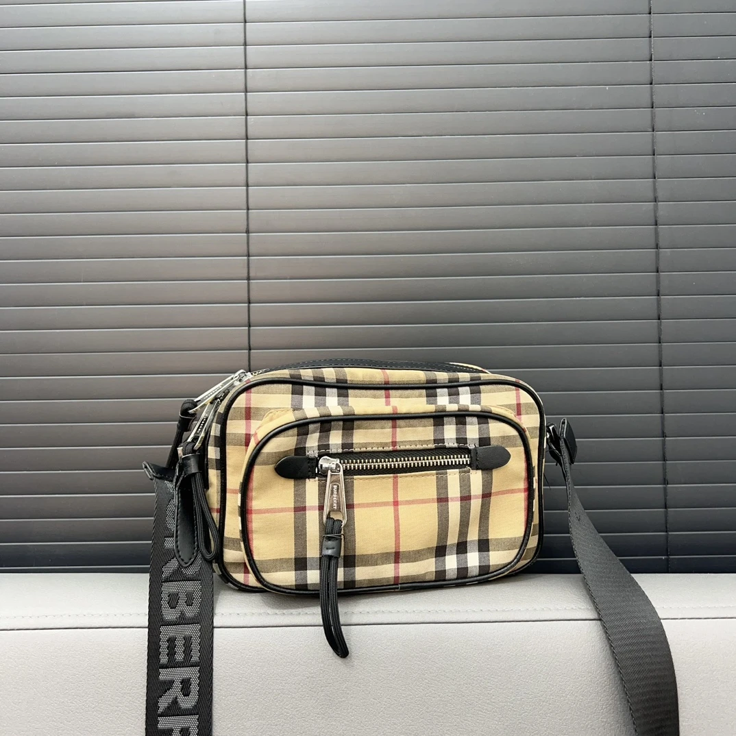Burberry Bag — 40fc2642