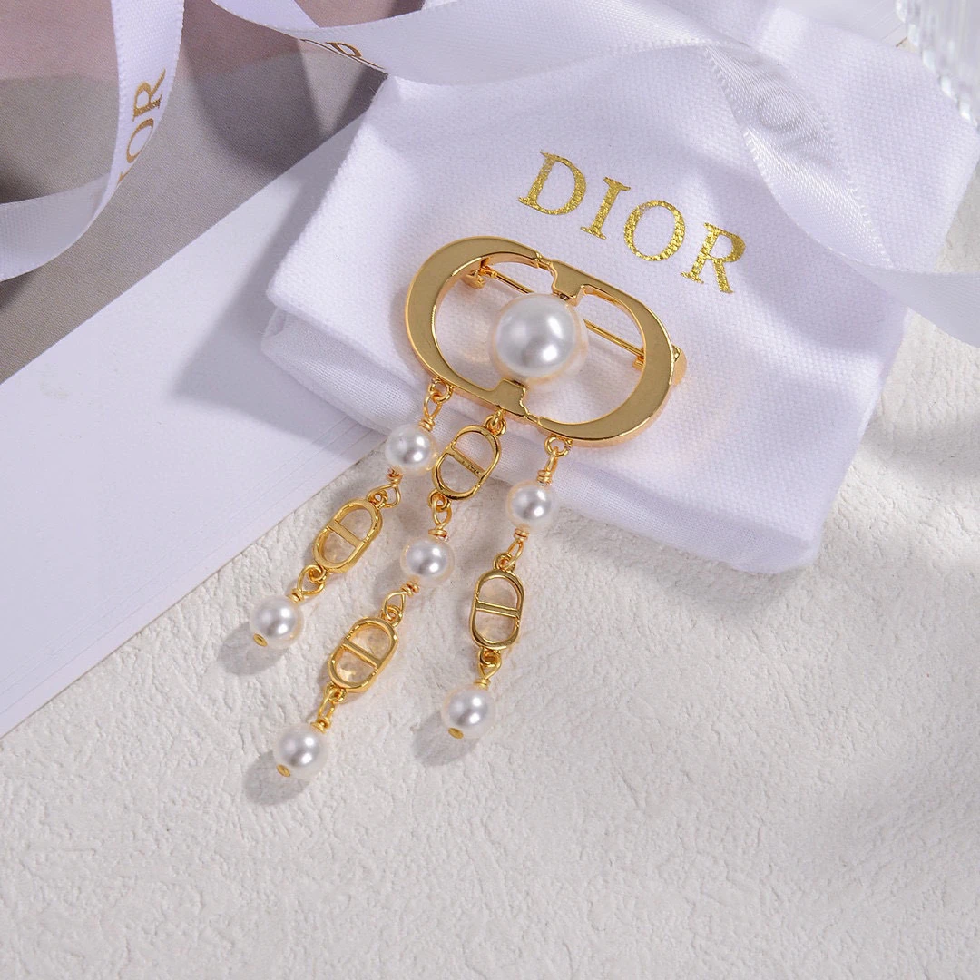 Dior Jewellery — c115a9a9