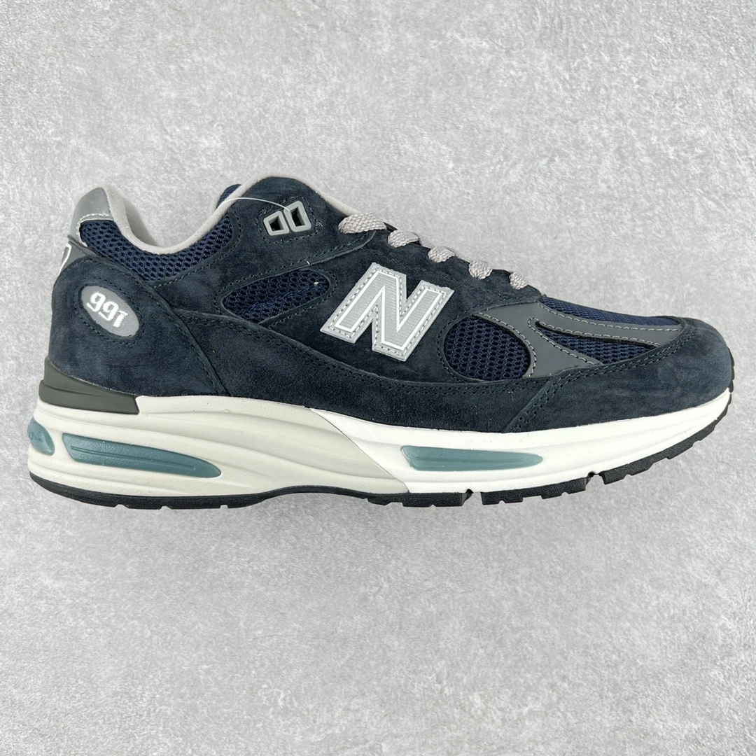 New Balance Sneakers — b7f68cd6