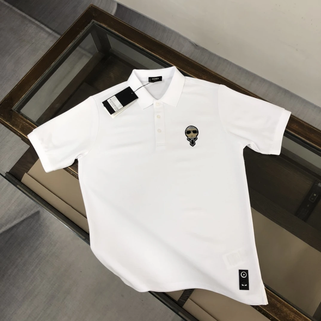 Fendi T-Shirt — 38e7d7f6
