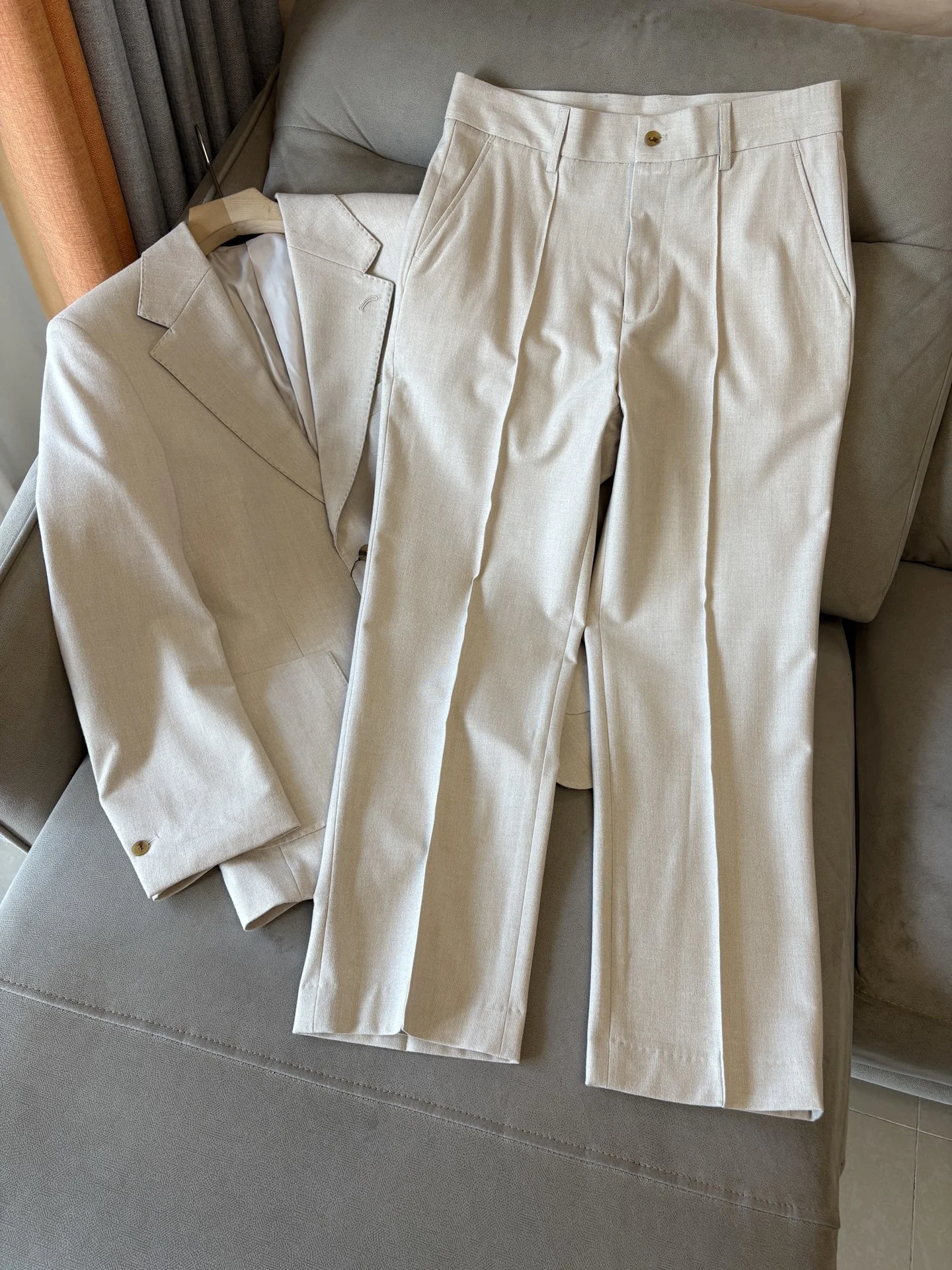 Loro Piana Trousers — 83510e12