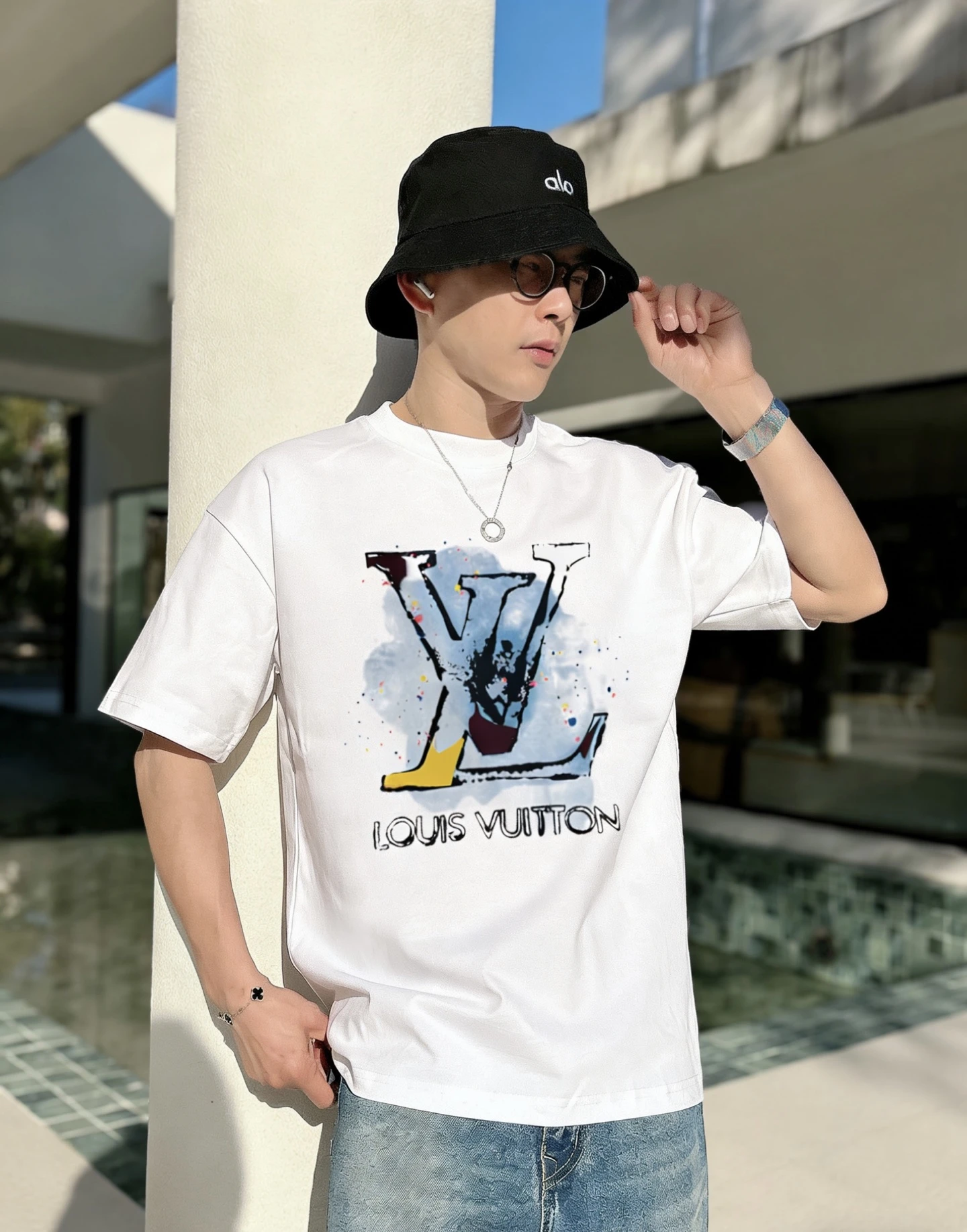Louis Vuitton T-Shirt — f9e3249b