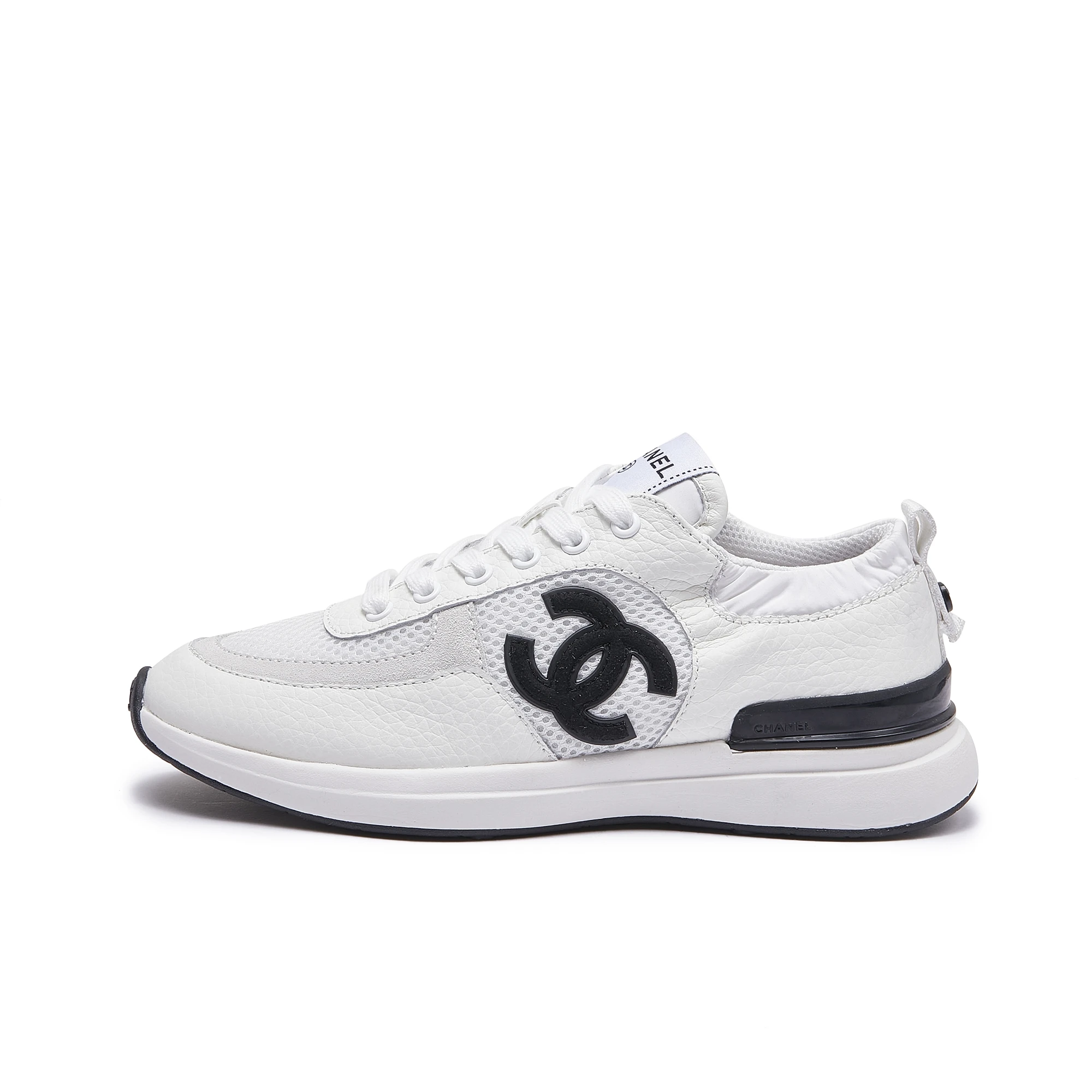 Chanel Sneakers — ce6c5485