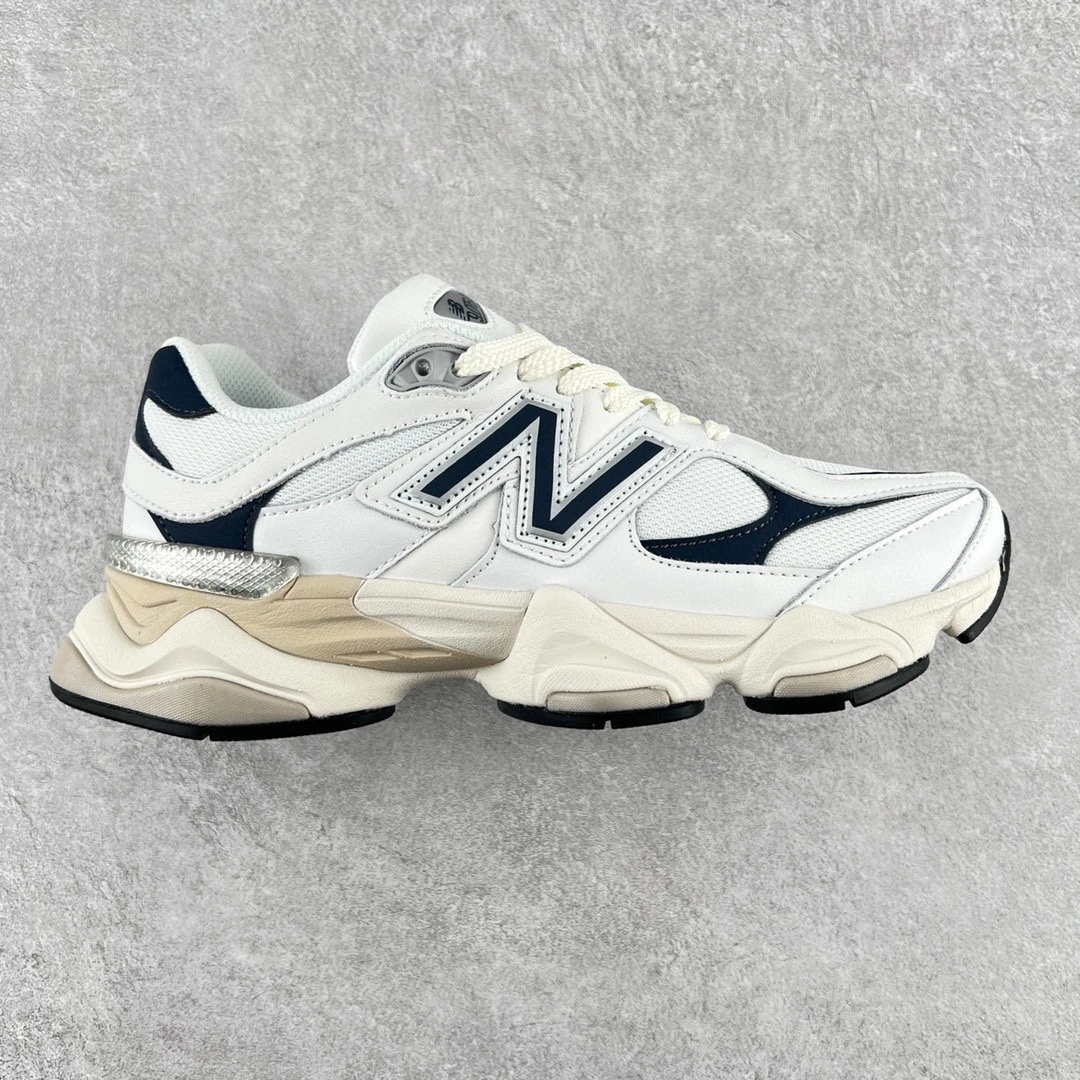 New Balance Sneakers — 47793c5d