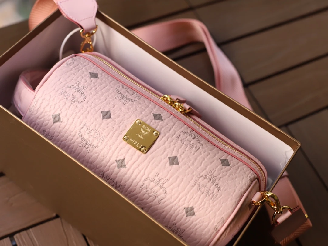 MCM Bag — 1bc636b4