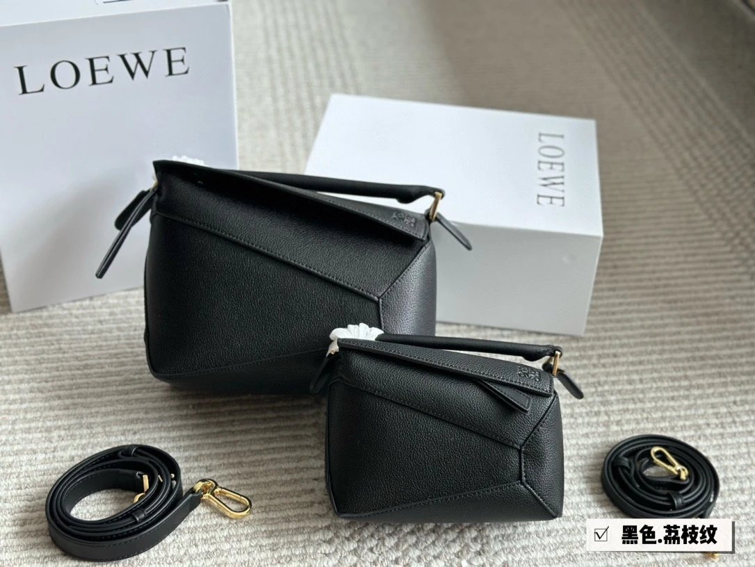 Loewe Bag — b1768c47