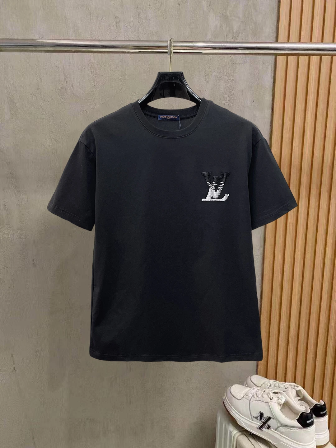 Louis Vuitton T-Shirt — 19829db8