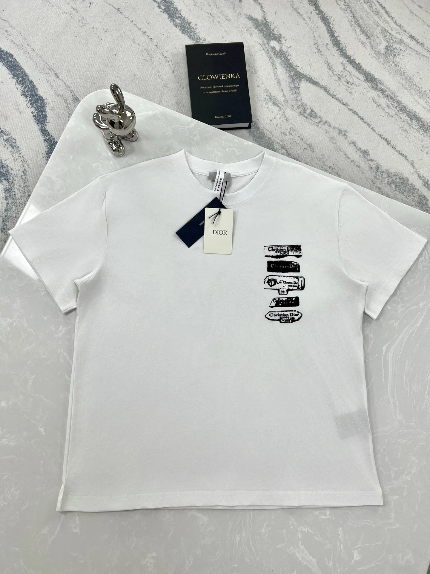 Dior T-Shirt — 23f4aaa7