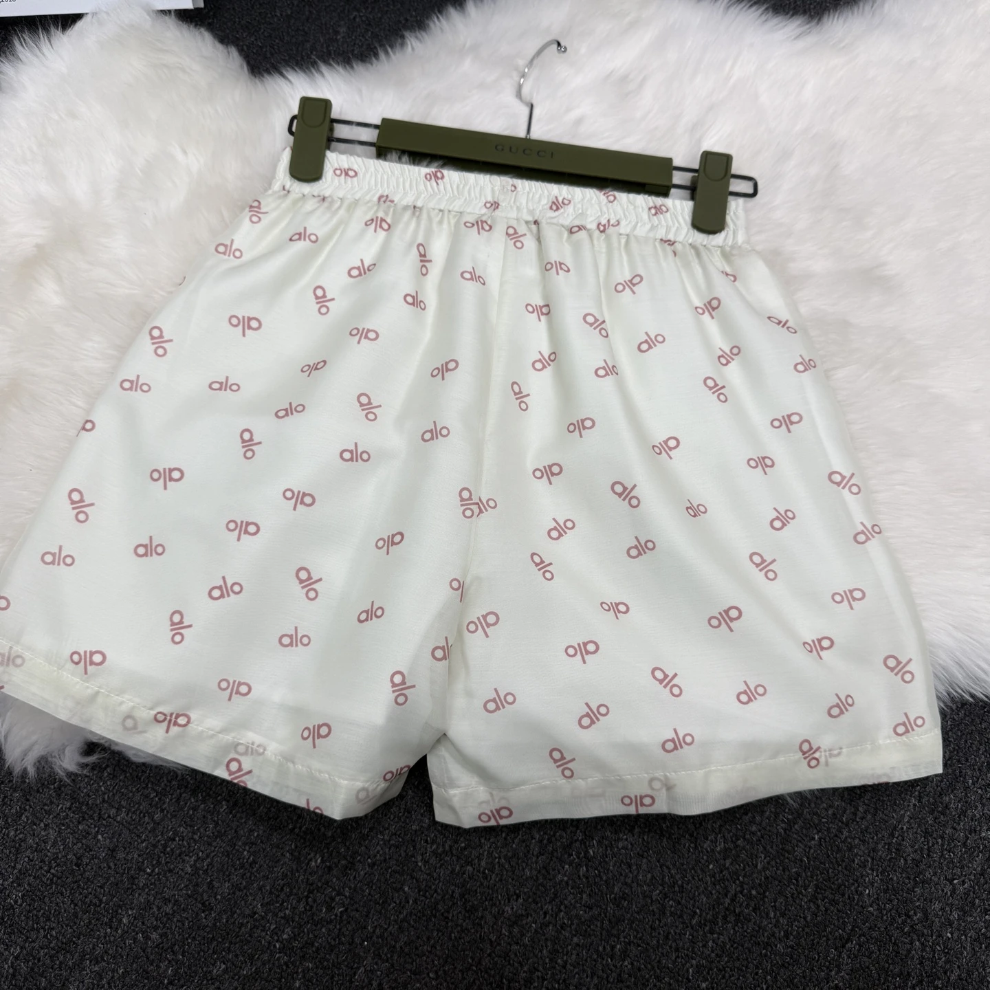 Shorts — e1fb2dd4