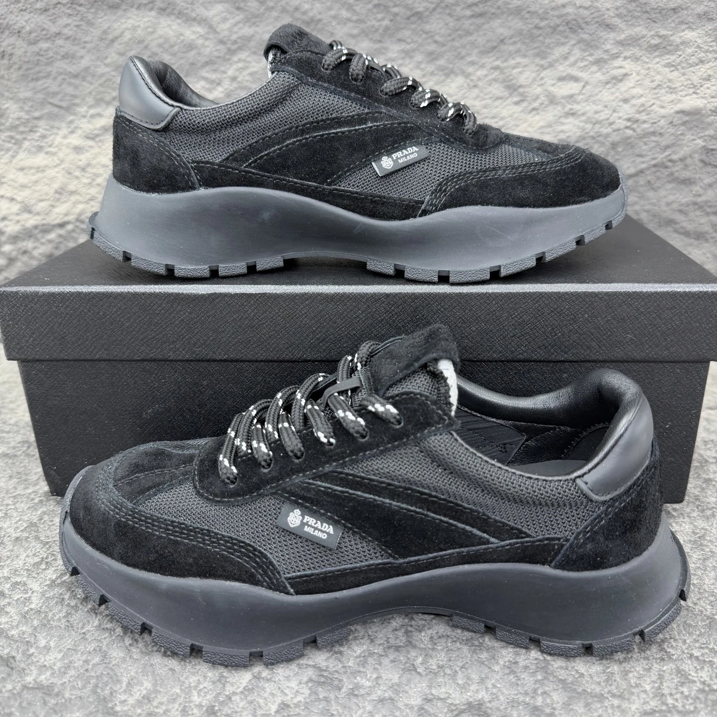Prada Sneakers — 43de605b