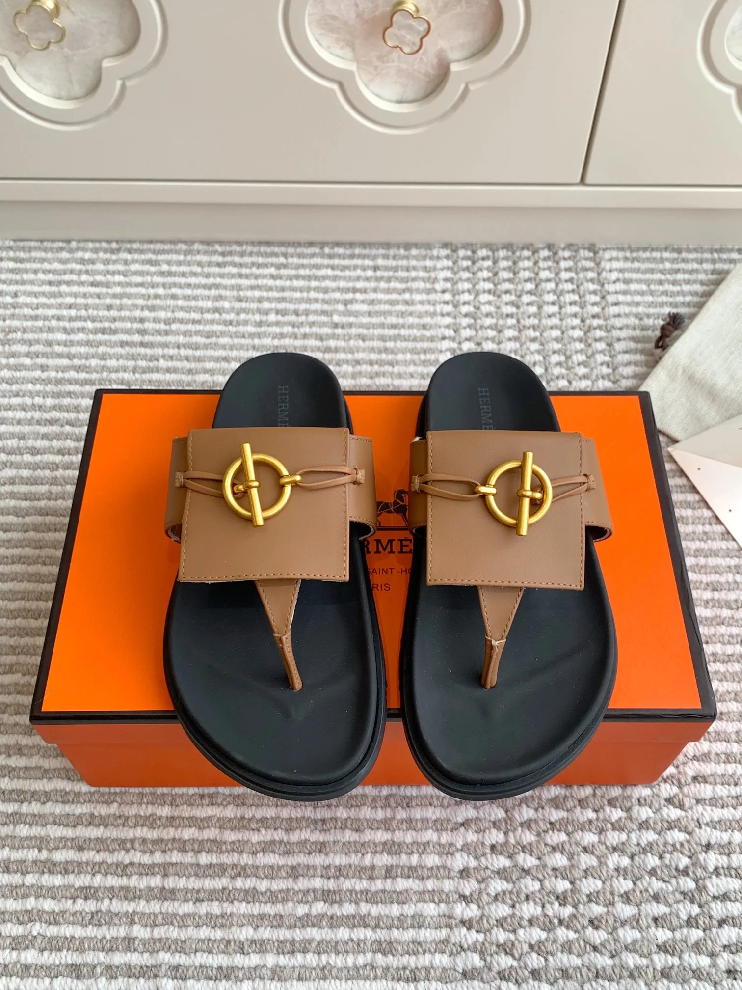 Hermès Slippers — e5bdbe11