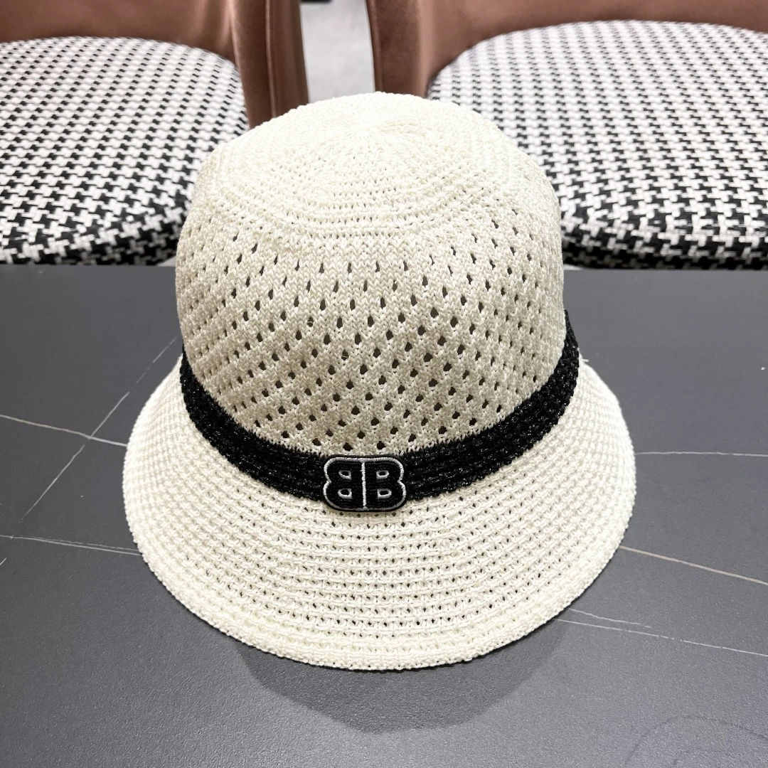 Balenciaga Hat — 1077c1ad