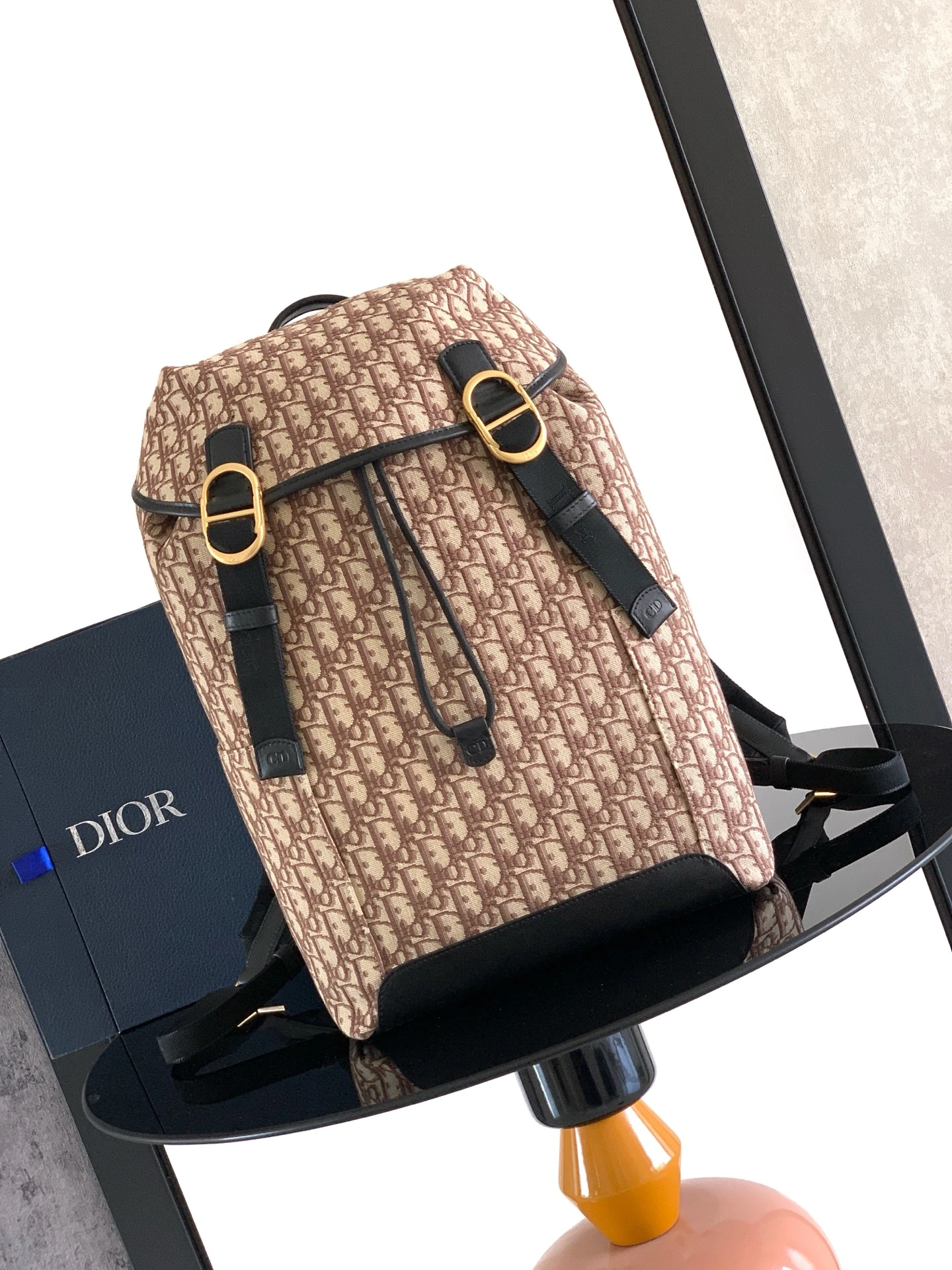 Dior Bag — e8b6e7eb