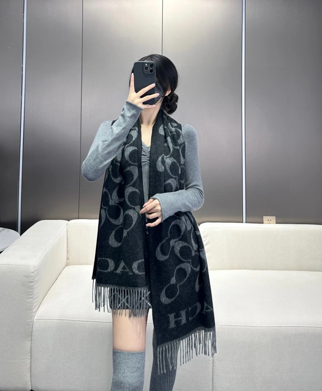 Coach Scarves — 13e16e3e