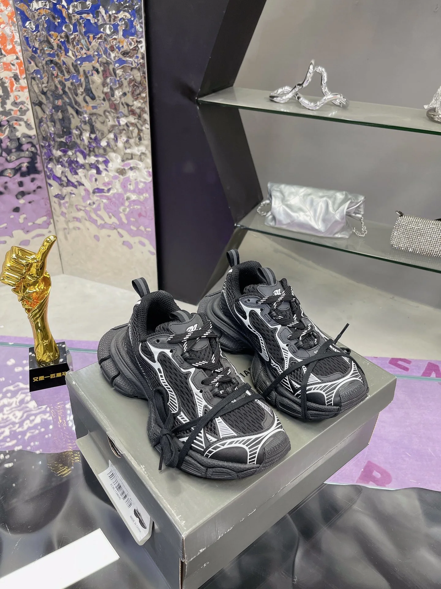 Balenciaga Sneakers — 3f27c868