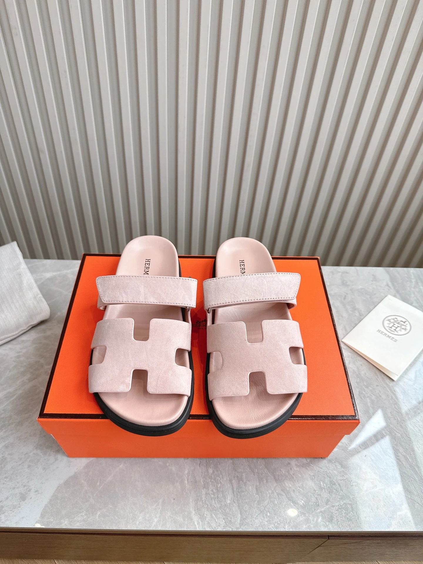 Hermès Slippers — 147316e3