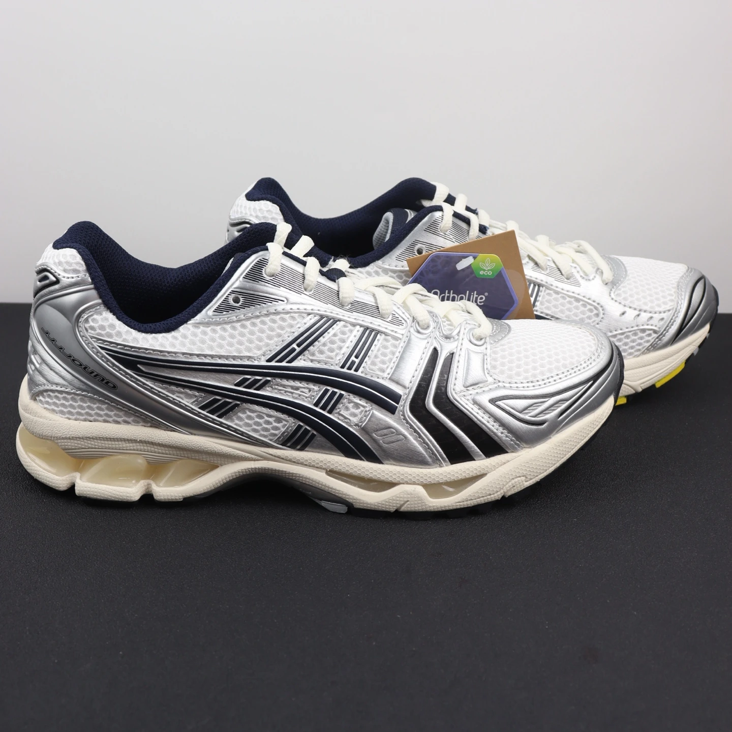 Asics Shoes — b956a2fd