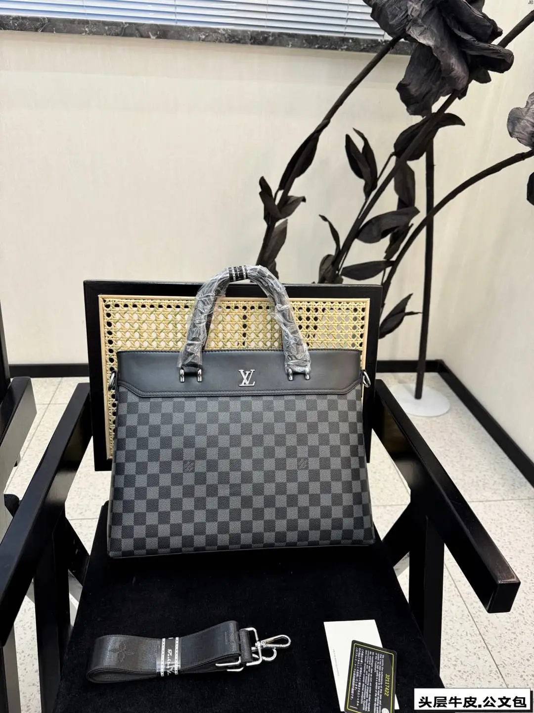 Louis Vuitton Bag — 032fd998