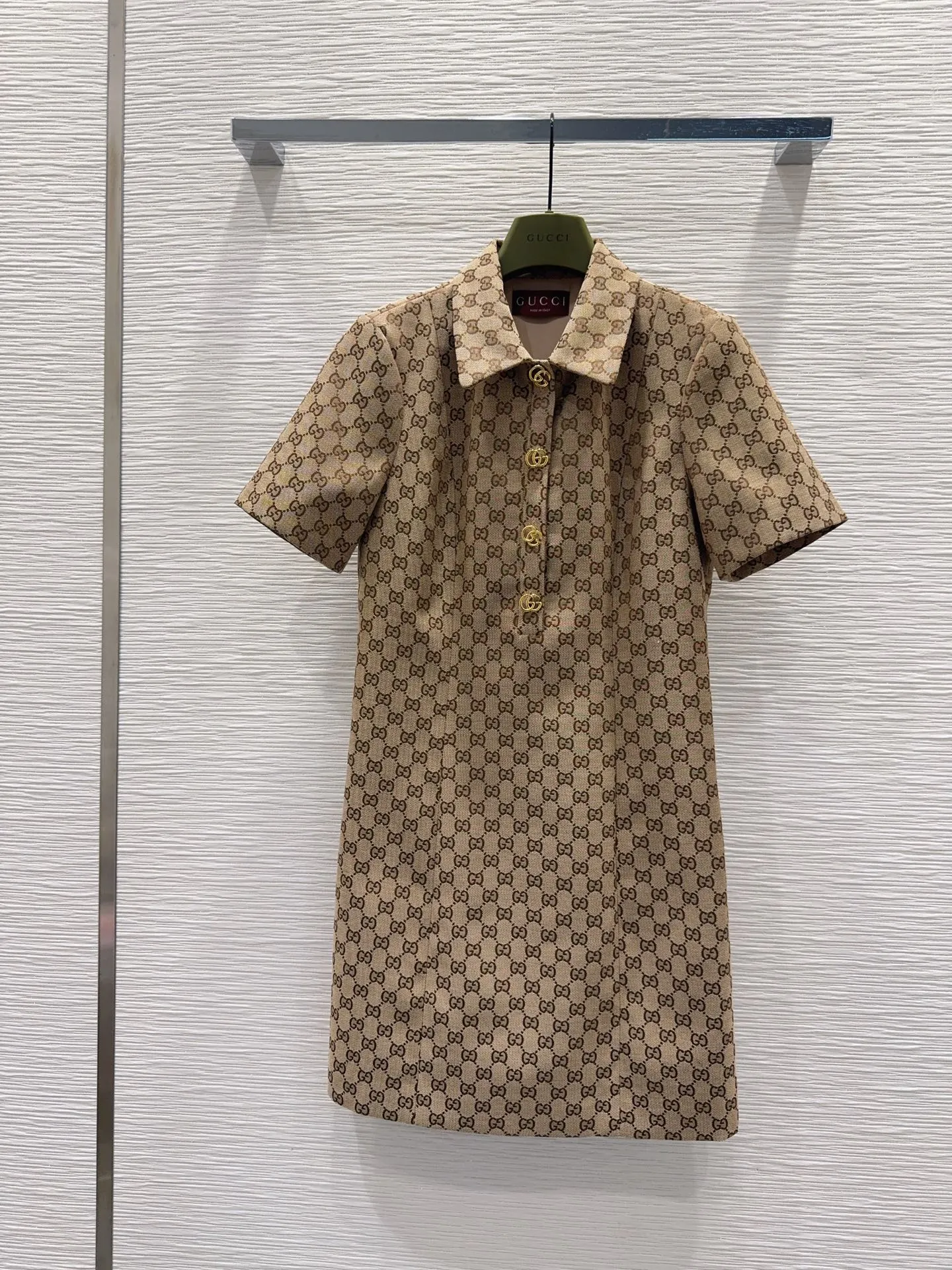 Dresses — e863e29f