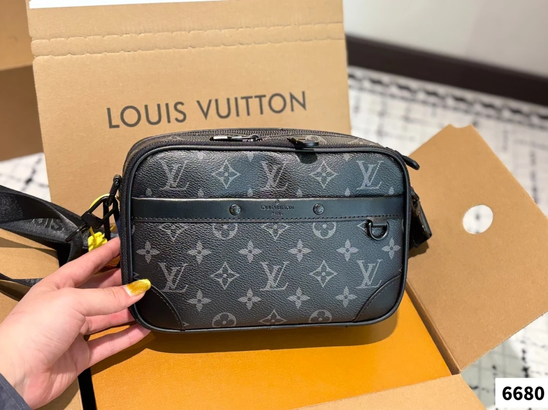 Louis Vuitton Bag — 4679ec40
