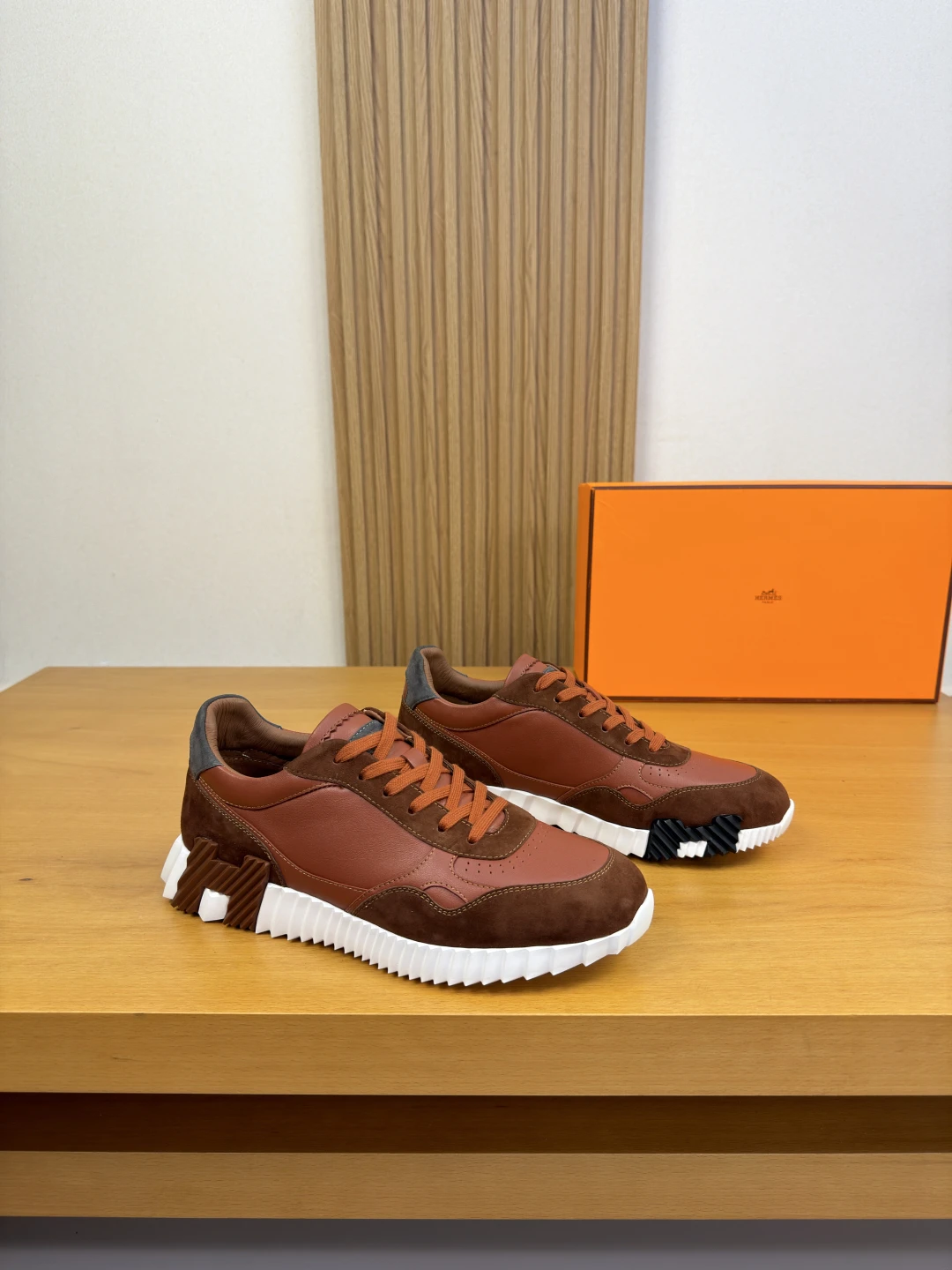 Hermès Sneakers — cea2c03d